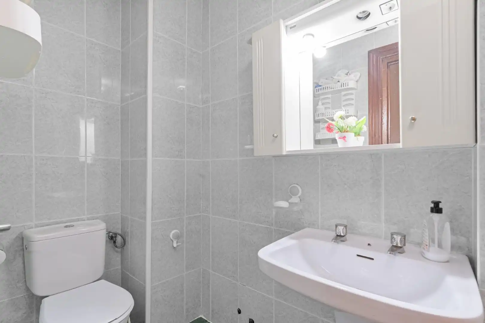 Bathroom of Flat for sale in Maracena  with Balcony