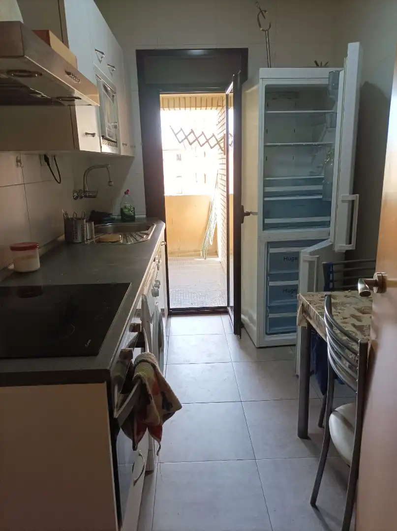 Cocina de Piso de alquiler en Tudela con Calefacción, Amueblado y Horno