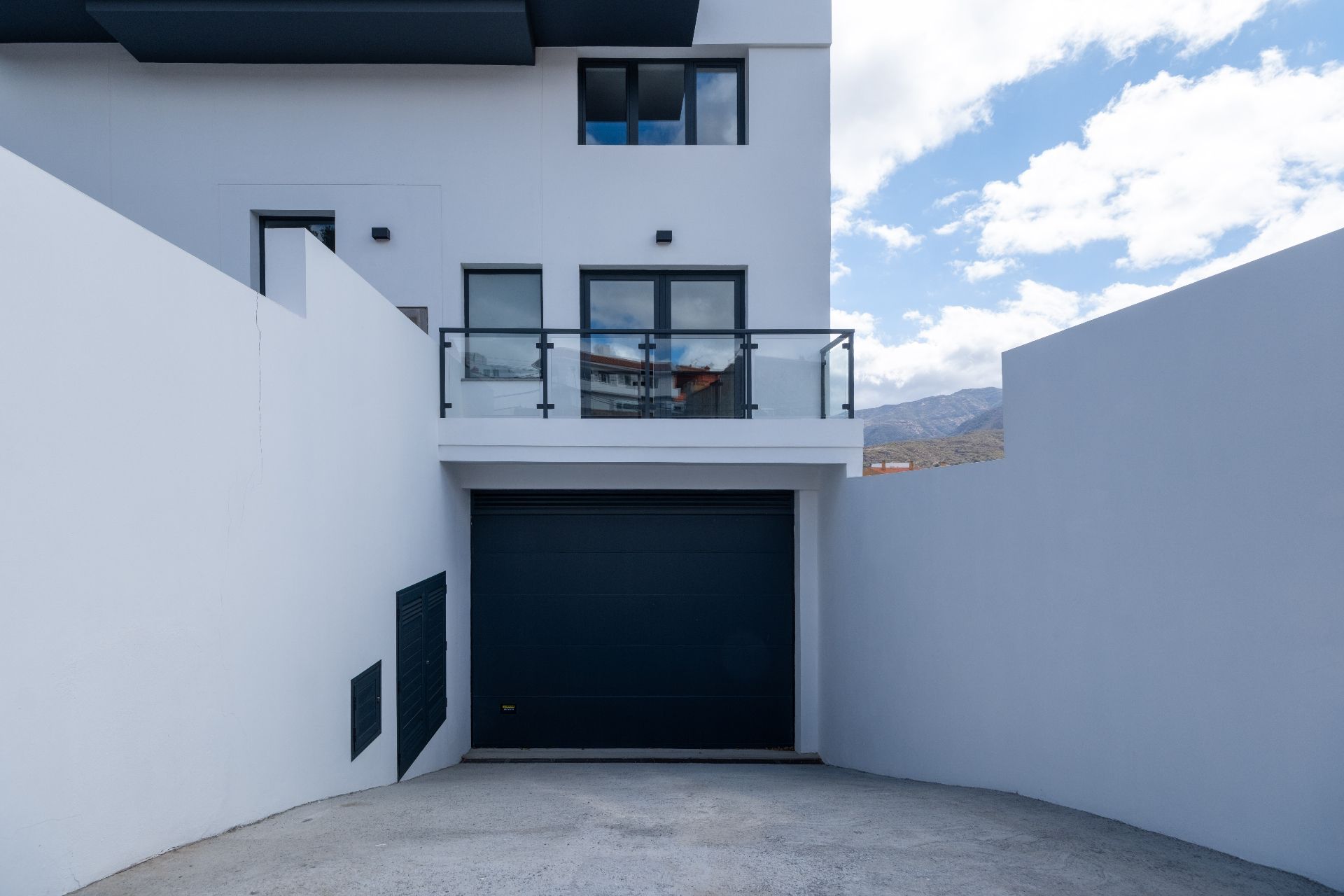 Exterior view of Flat for sale in Valsequillo de Gran Canaria  with Air Conditioner, Terrace and Balcony