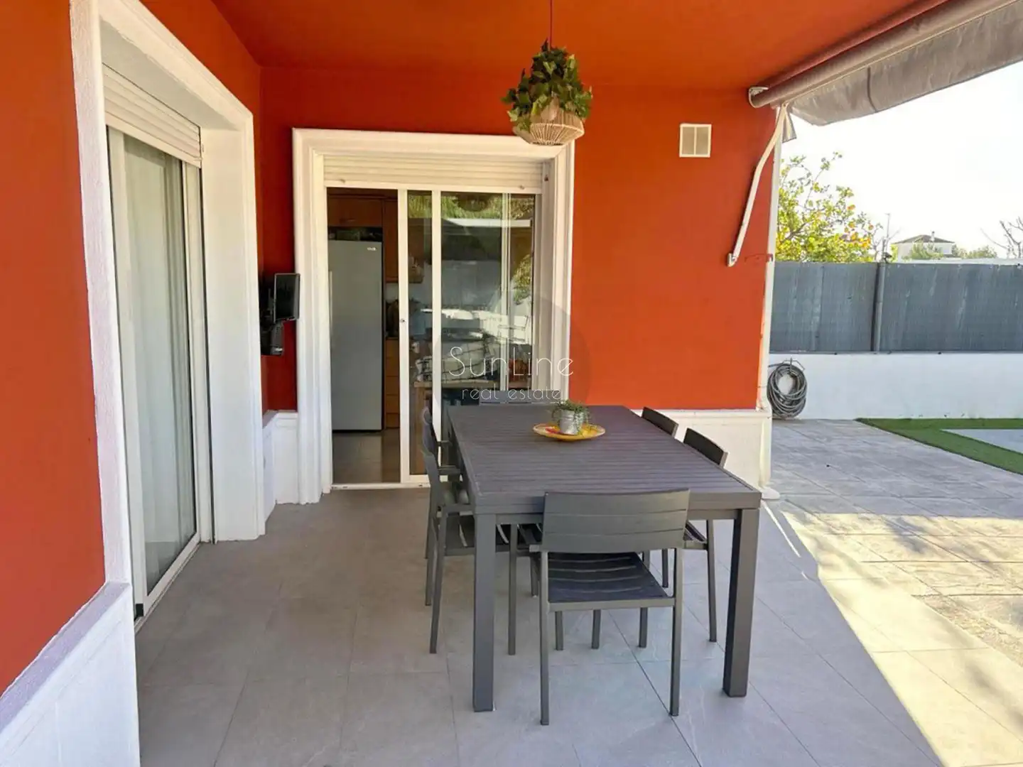 Terrace of Houses for sale in La Pobla de Vallbona  with Air Conditioner, Private garden and Terrace