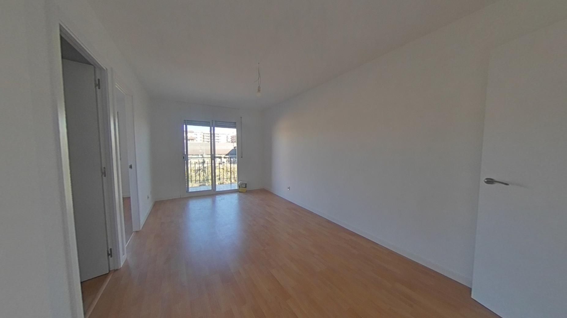 Living room of Flat for sale in Cerdanyola del Vallès  with Parquet flooring
