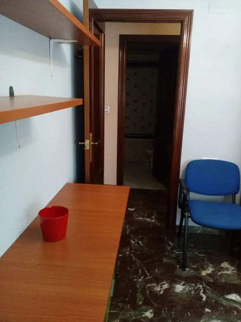 Bedroom of Flat for share in  Jaén Capital  with Air Conditioner, Heating and Terrace