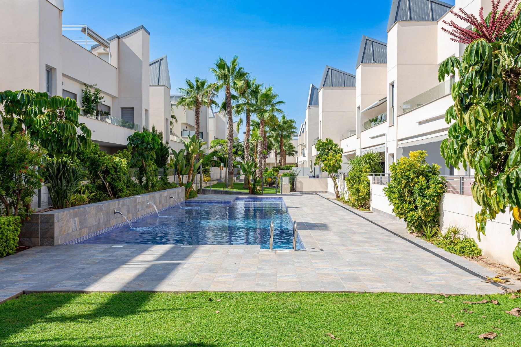 Swimming pool of Apartment for sale in Torrevieja  with Furnished