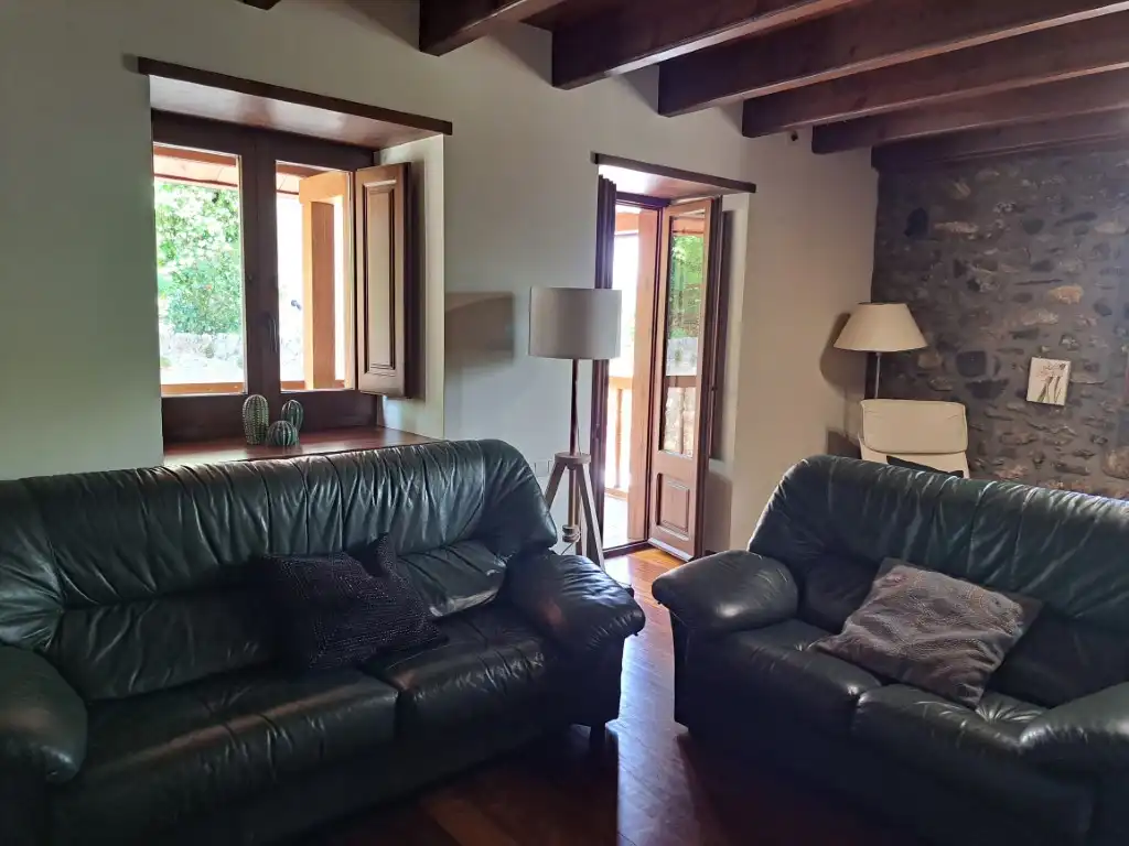 Houses for rent in Carrer Mossèn Cinto Verdaguer, 5, Das