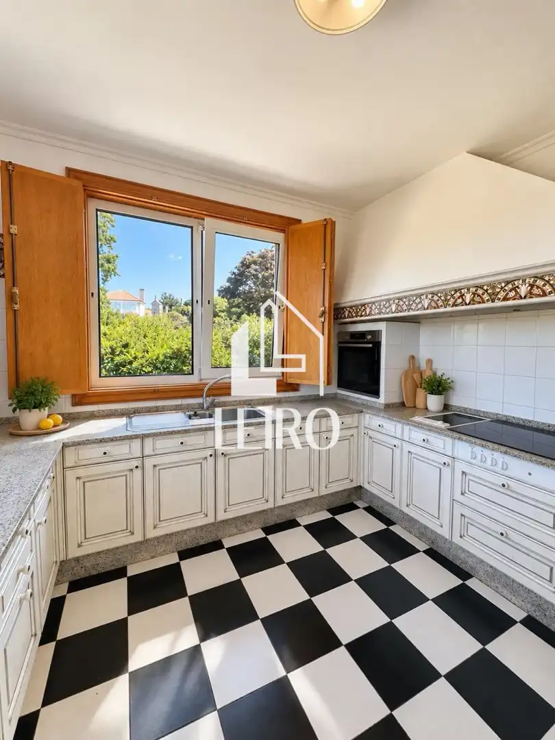 Detached house with garden for sale in Vilagarcía, imagen 9