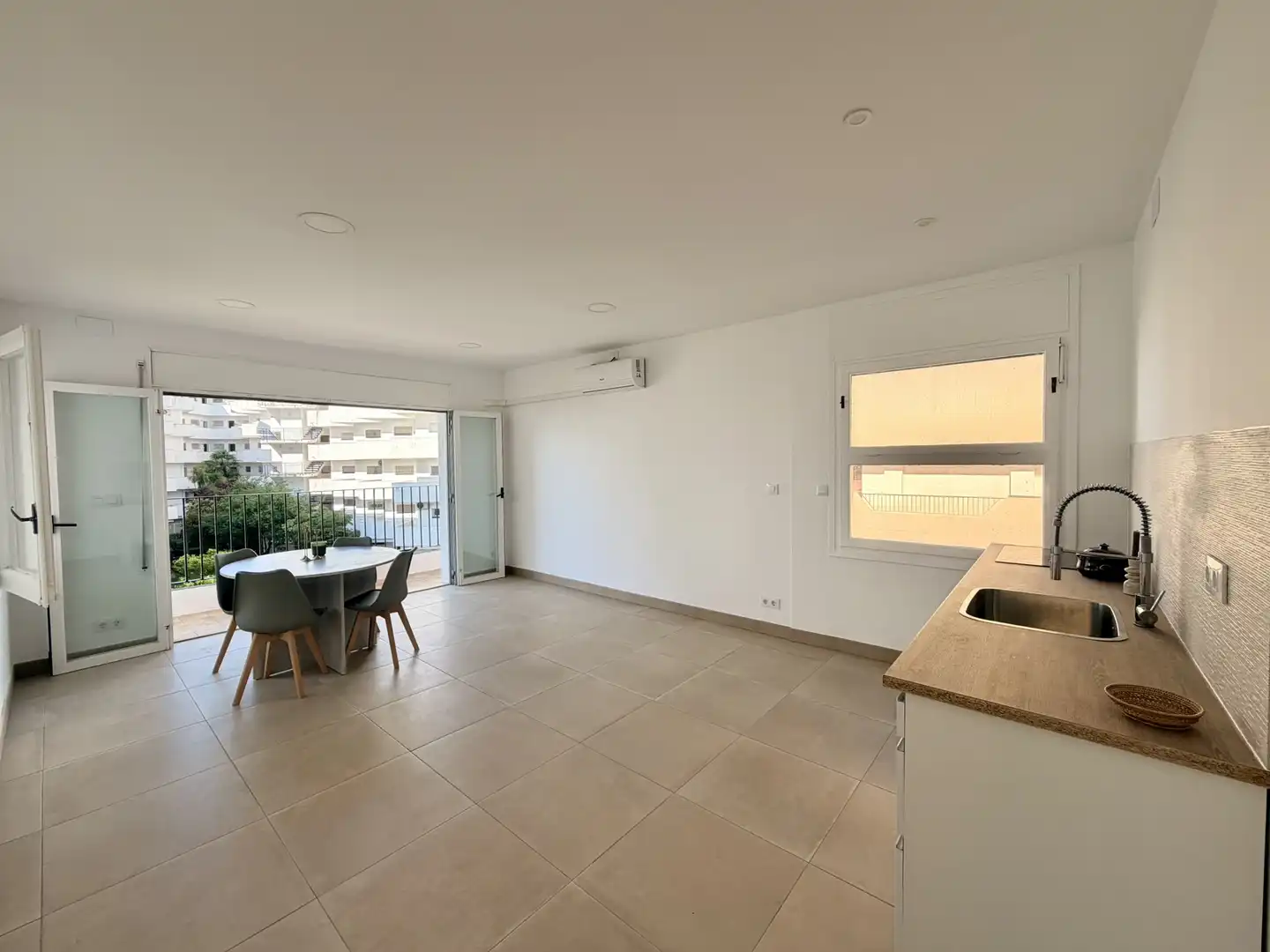 Terraza de Piso en venta en Roses con Calefacción, Jardín privado y Balcón