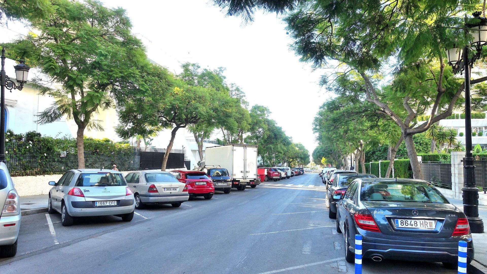Exterior view of Garage for sale in Marbella