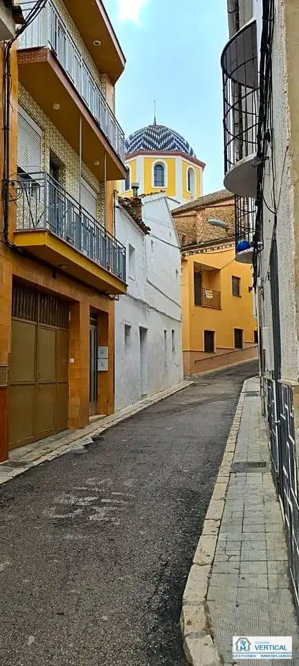 Vista exterior de Casa adosada en venta en Vilamarxant con Terraza