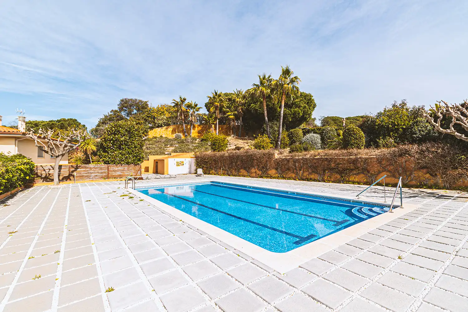 Piscina de Casa adosada en venda en Sant Pol de Mar amb Calefacció, Jardí privat i Terrassa