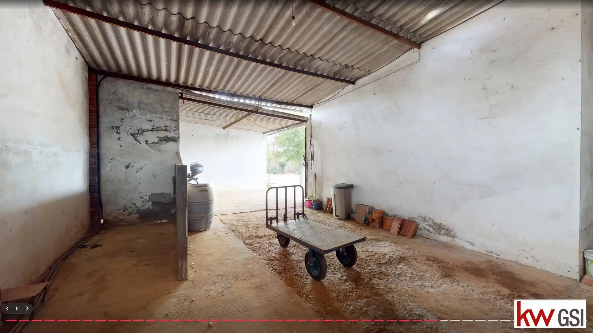 Casa o xalet en venda en Carmona amb Jardí privat, Terrassa i Piscina