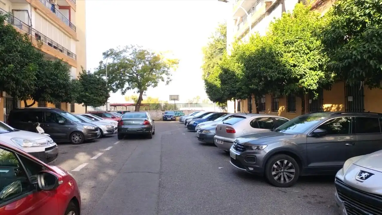 Parking of Apartments for sale in Sevilla