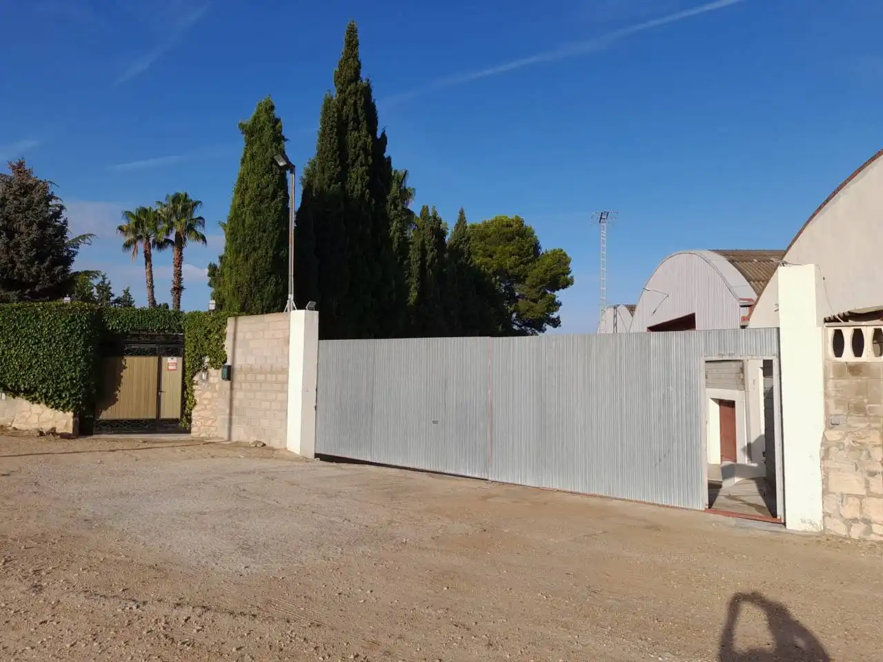 Aparcament de Nau industrial de lloguer en Biar, Alicante