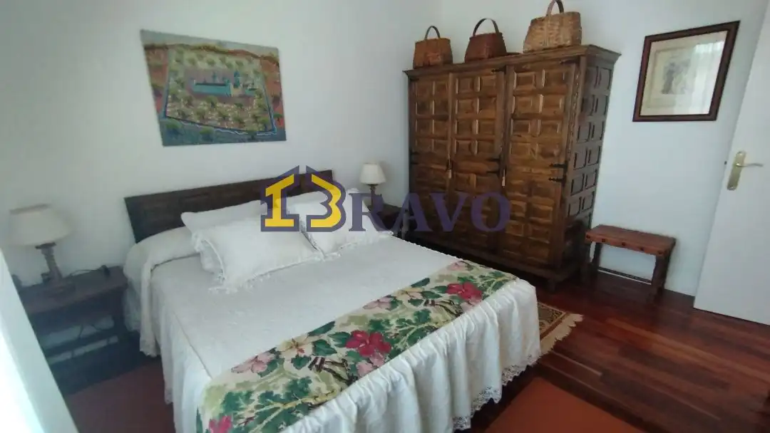 Habitación de Piso en venta en Medina de Pomar con Calefacción, Jardín privado y Terraza