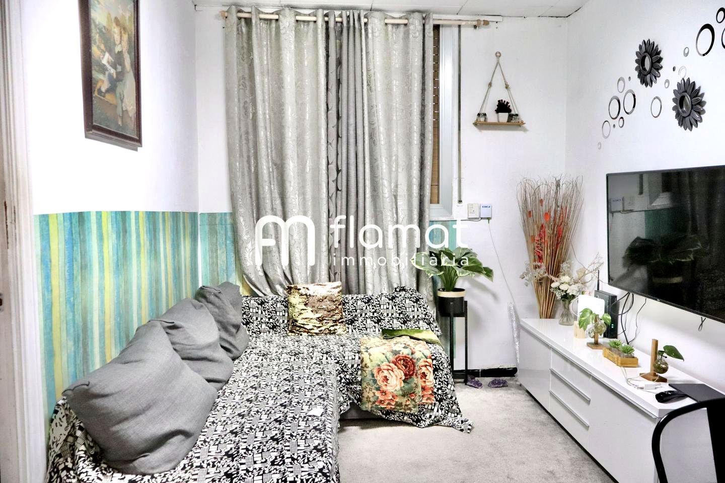 Dormitori de Planta baixa en venda en Santa Coloma de Gramenet