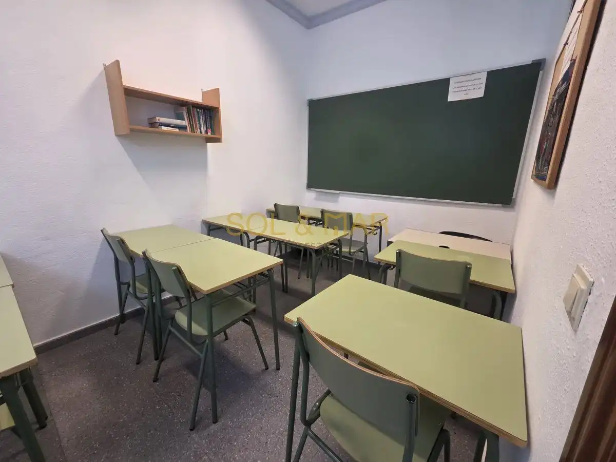 Local en venta en Torremolinos con Aire acondicionado