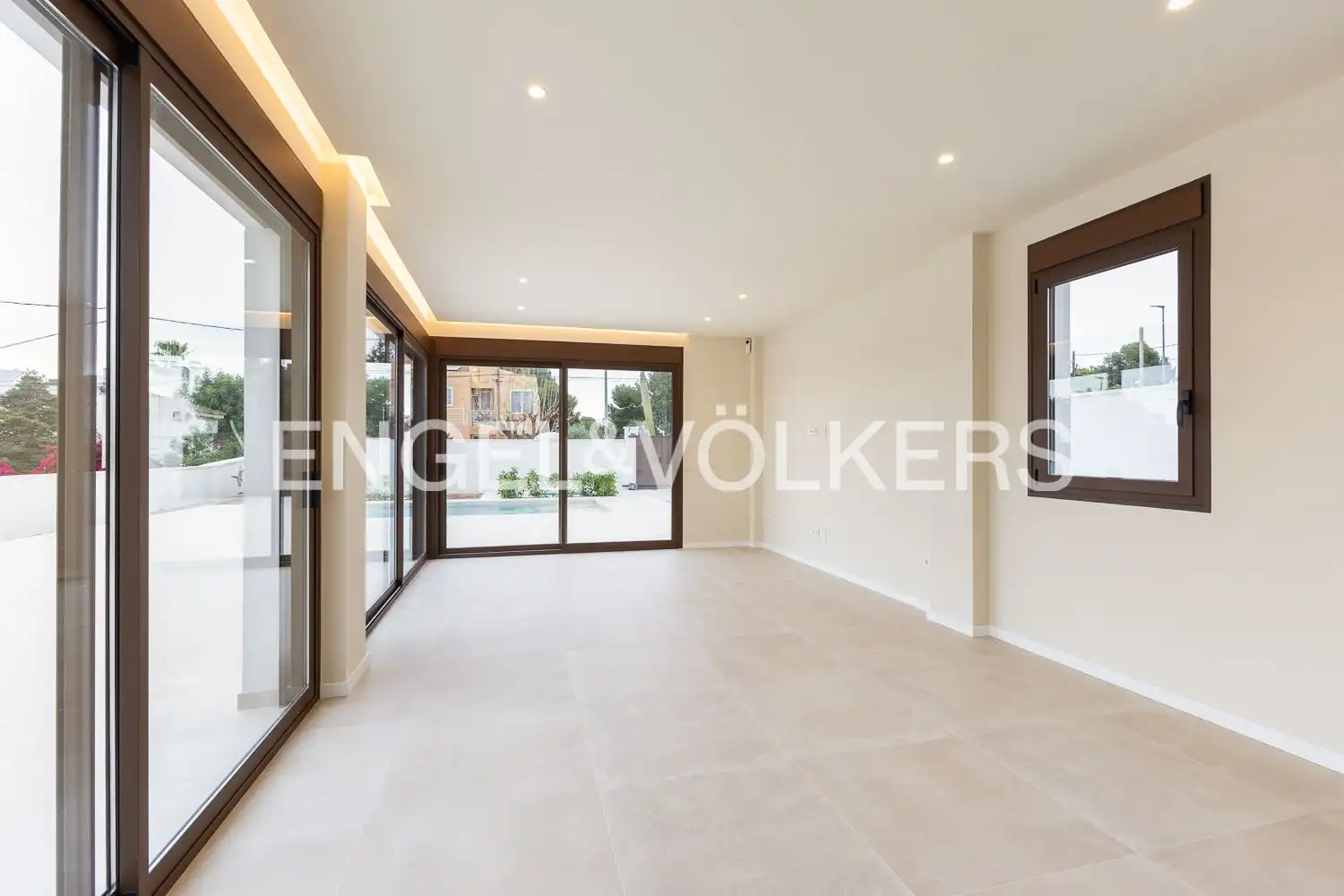 Living room of Houses for sale in L'Eliana  with Air Conditioner, Heating and Private garden