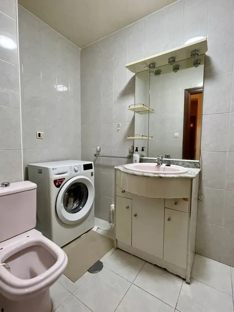 Bathroom of Flat for sale in A Coruña Capital 