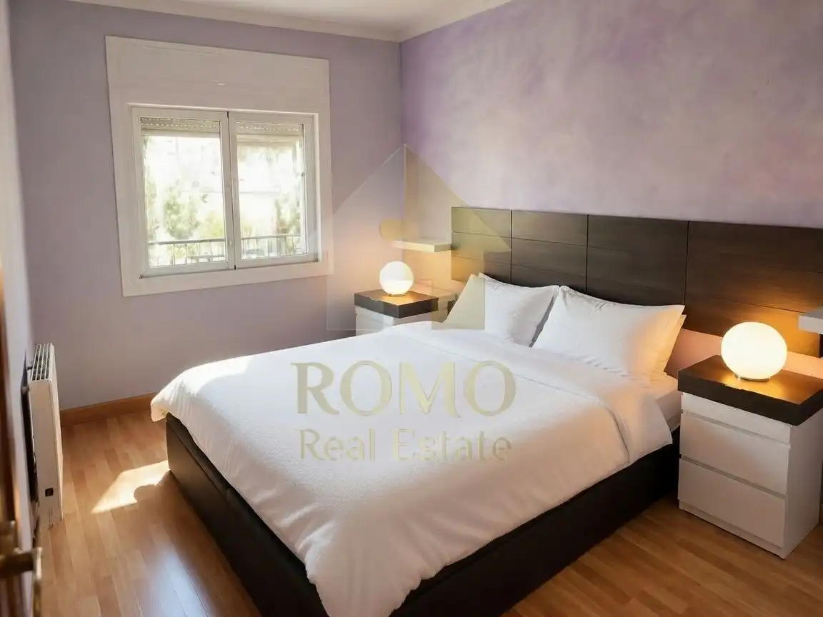 Flat for sale in Carrer del Cadí, imagen 3