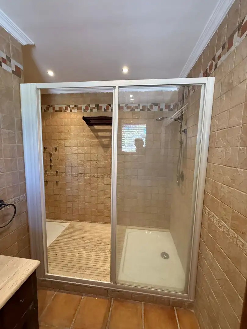 Baño de Casa o chalet en venta en La Nucia con Jardín privado, Trastero y Piscina