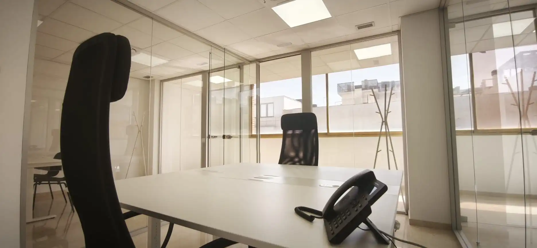 Büro zur Miete in Barcelona mit Klimaanlage, Heizung und Möbliert