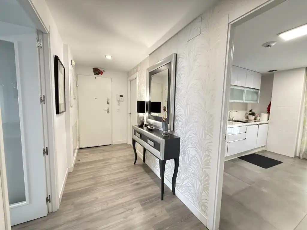 Flat with pool for sale in Calle Escritora Carmen Laforet, imagen 12