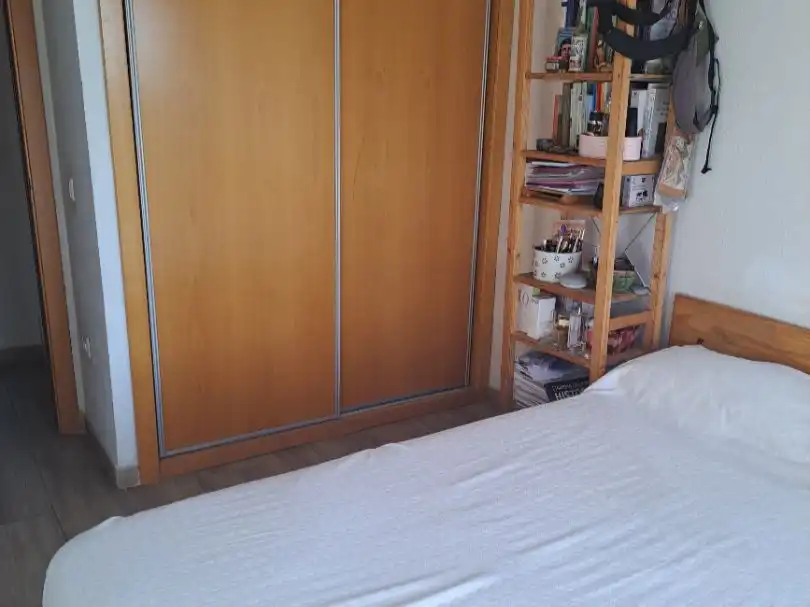 Habitación de Piso en venta en  Madrid Capital con Aire acondicionado y Balcón