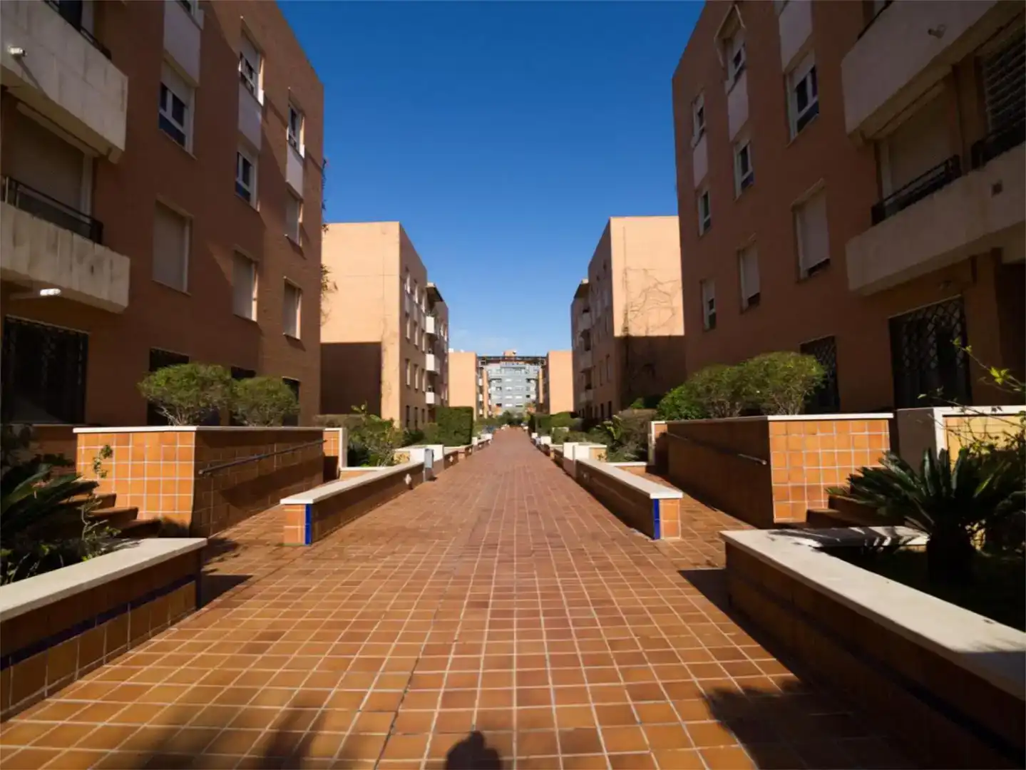 Vista exterior de Pis en venda en Sur
