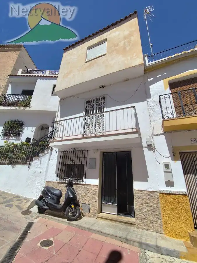 Casa amb terrassa en venda a REAL 60