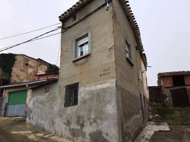 Casa-chalet en Venta en Medio, 8 en Bergasa