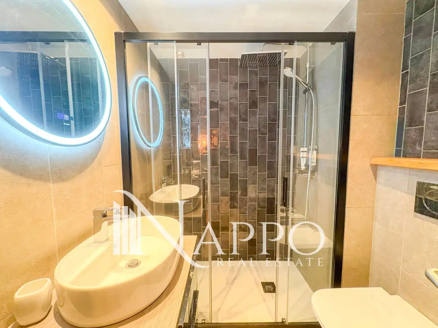 Bathroom of Flat for sale in Calvià  with Air Conditioner, Heating and Terrace