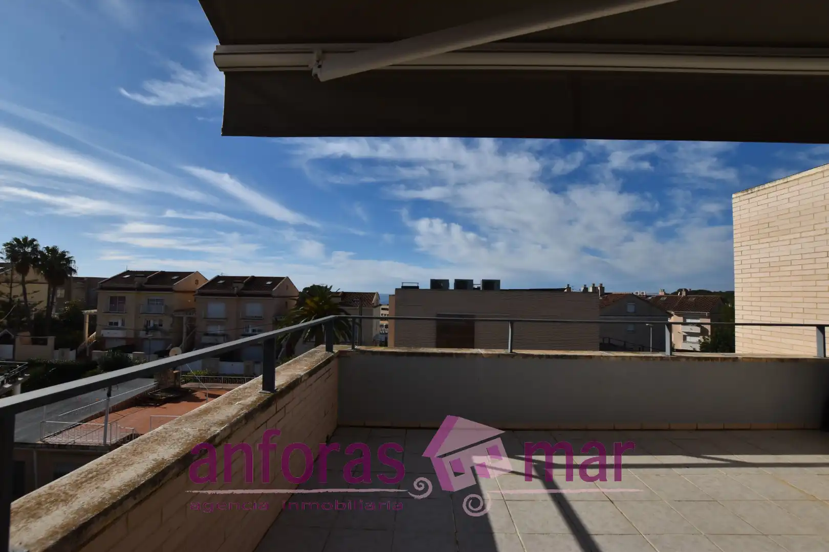 Terraza de Casa adosada en venta en Torredembarra con Aire acondicionado, Calefacción y Jardín privado