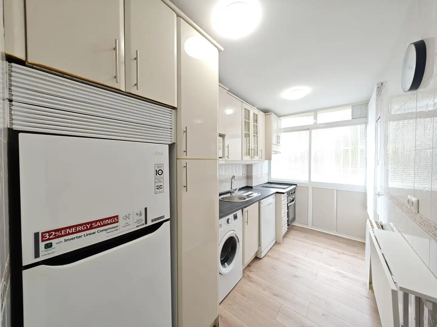 Cuina de Pis en venda en  Madrid Capital amb Aire condicionat, Calefacció i Jardí privat