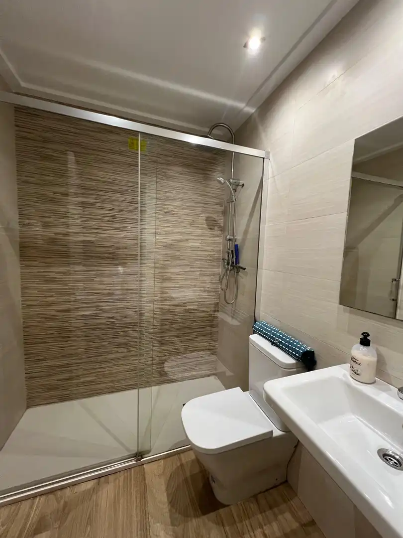 Casa amb piscina en venda a Avenida de Polonia 296, imagen 7