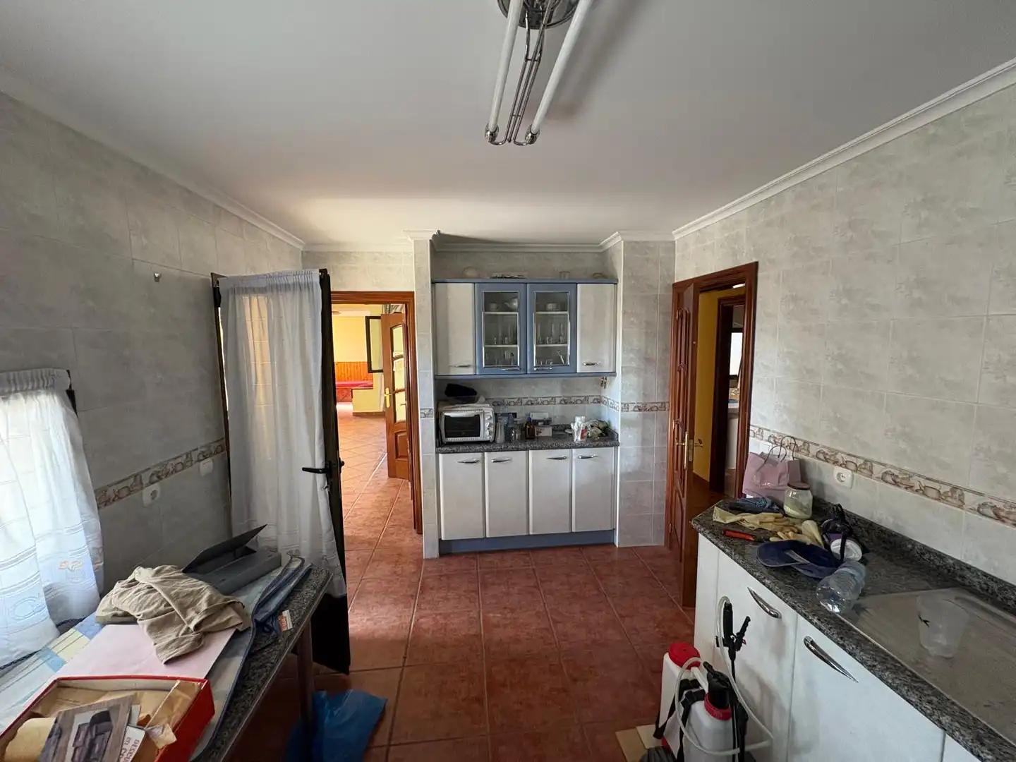Cuina de Casa o xalet en venda en Íscar amb Calefacció, Jardí privat i Terrassa