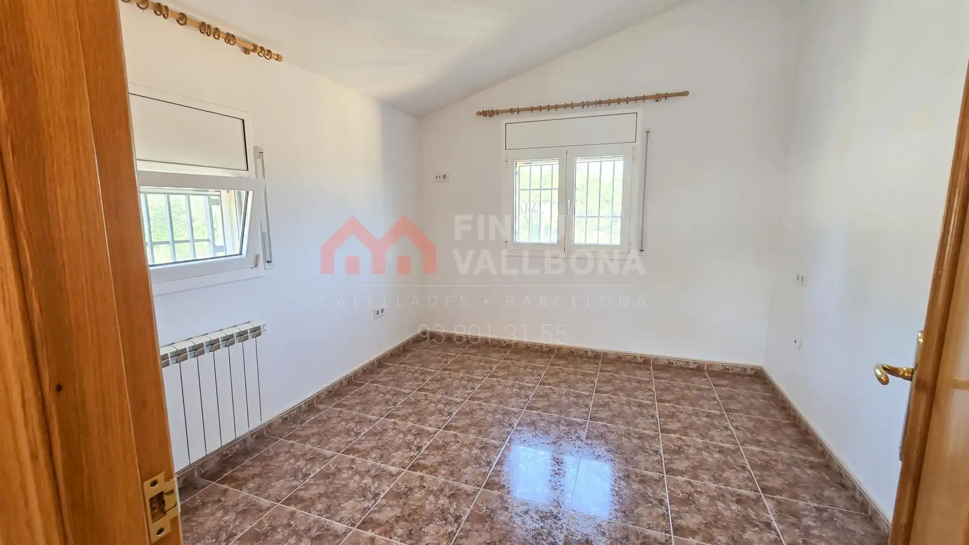 Dormitori de Casa o xalet en venda en La Torre de Claramunt amb Aire condicionat, Calefacció i Jardí privat