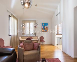 Sala d'estar de Apartament de lloguer en  Valencia Capital amb Aire condicionat, Calefacció i Parquet