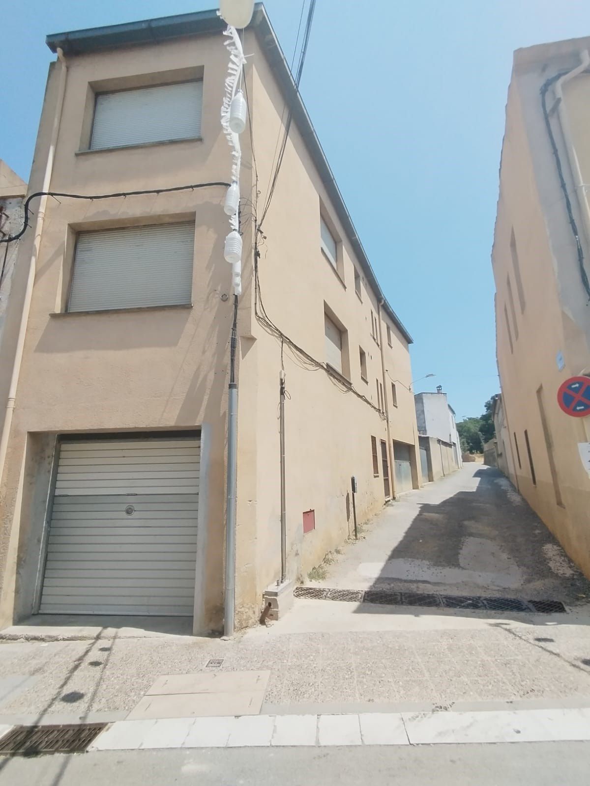 Exterior view of Building for sale in Llagostera