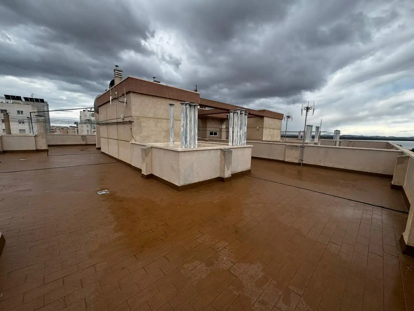 Terrasse von Dachboden zum Verkauf in Torrevieja mit Klimaanlage, Terrasse und Möbliert
