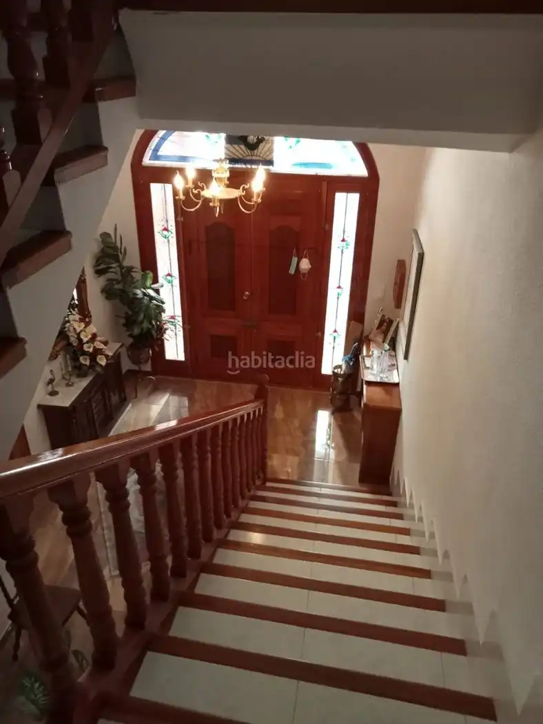 Casa amb jardí en venda a Calle del Olmo 7