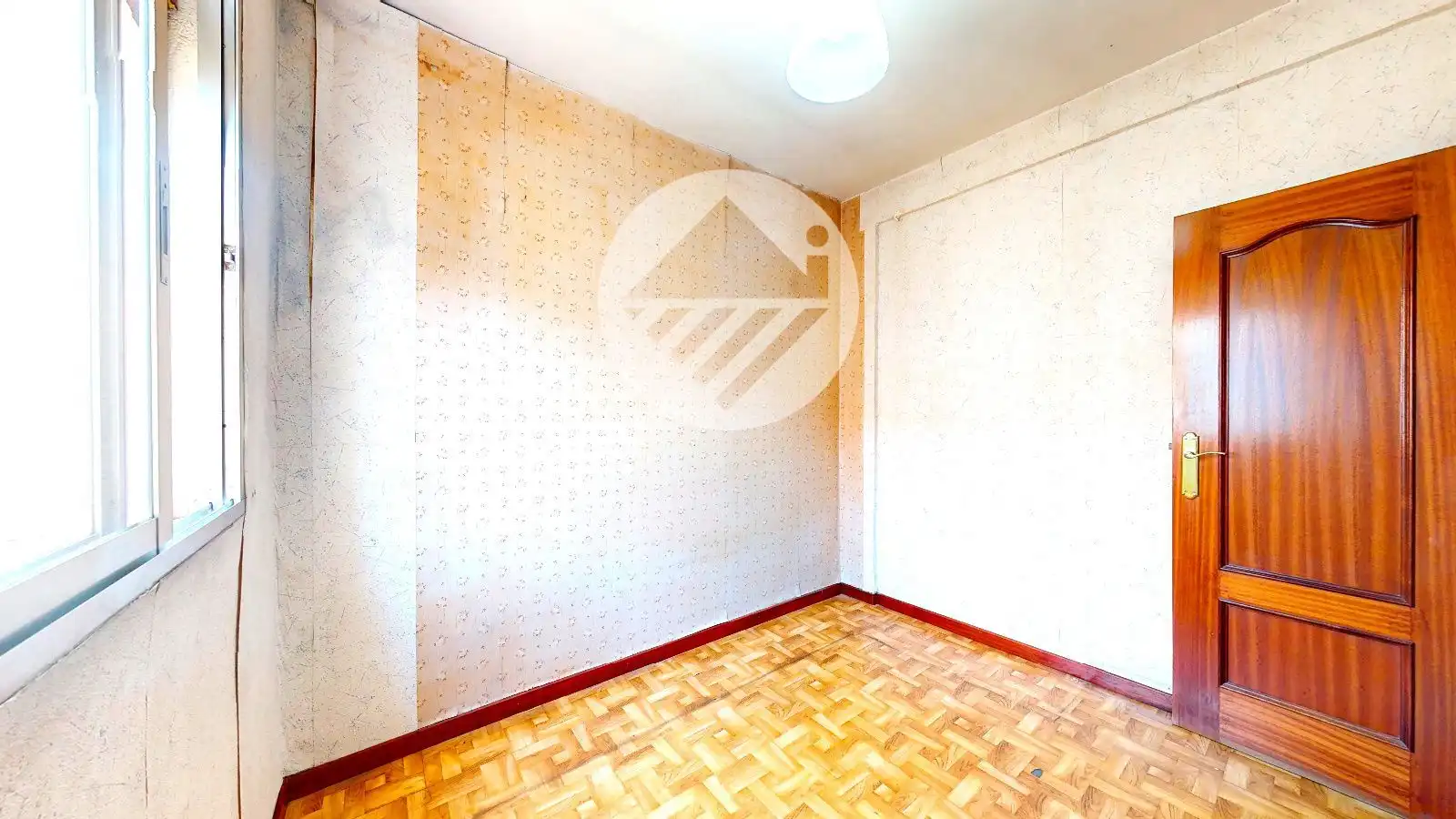 Bedroom of Flat for sale in Madrid  with Terrace, Oven and Balcony
