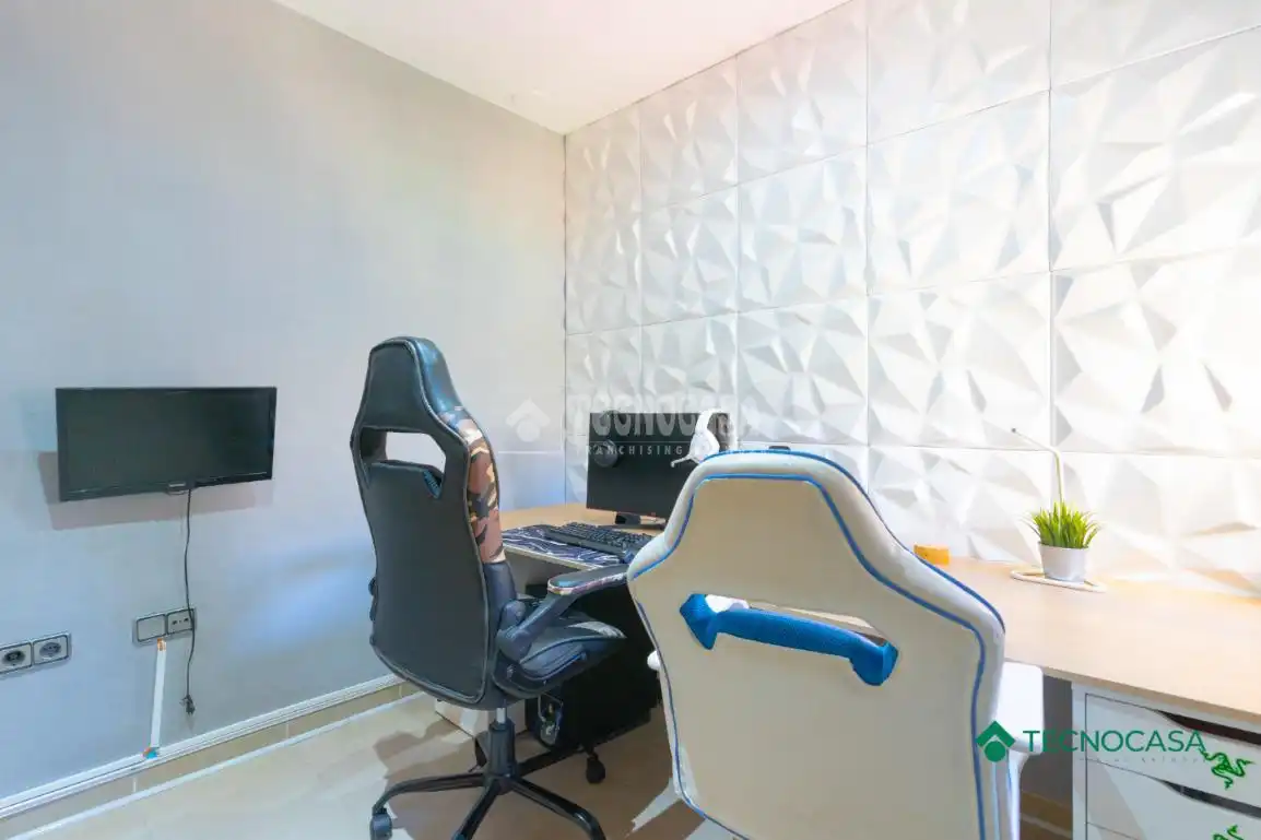 Piso en venta en Roquetas de Mar con Aire acondicionado y Terraza