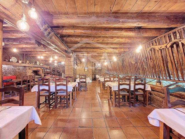 Local comercial en Alquiler en Carrer Sant Miquel, 7-5, 7-5 en Encamp pueblo