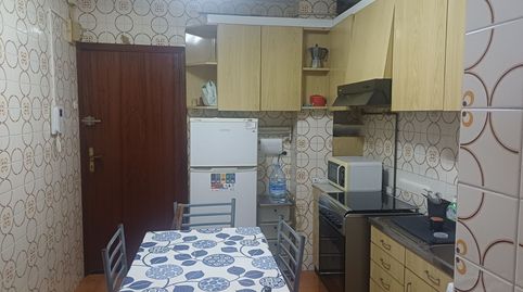 Foto 3 de Apartament en venda a Los Rosales, A Coruña Capital