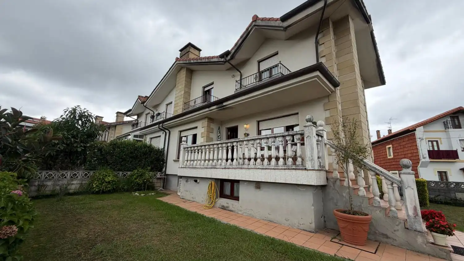 Xalet amb terrassa en venda a La zoña