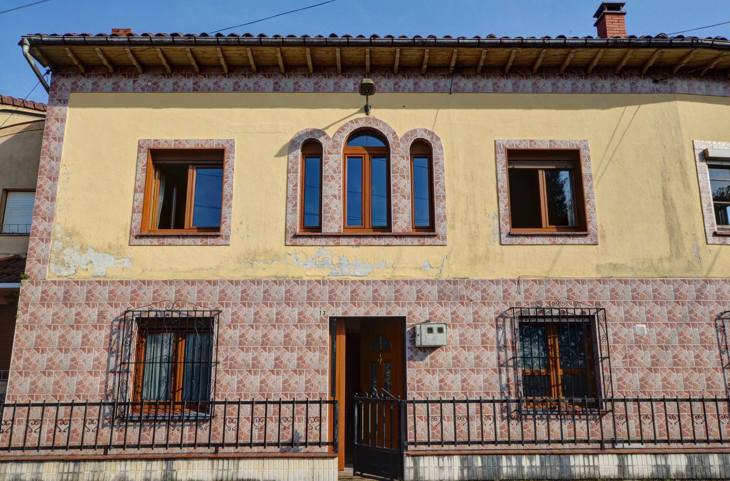 Vista exterior de Casa o xalet en venda en Siero amb Calefacció i Piscina