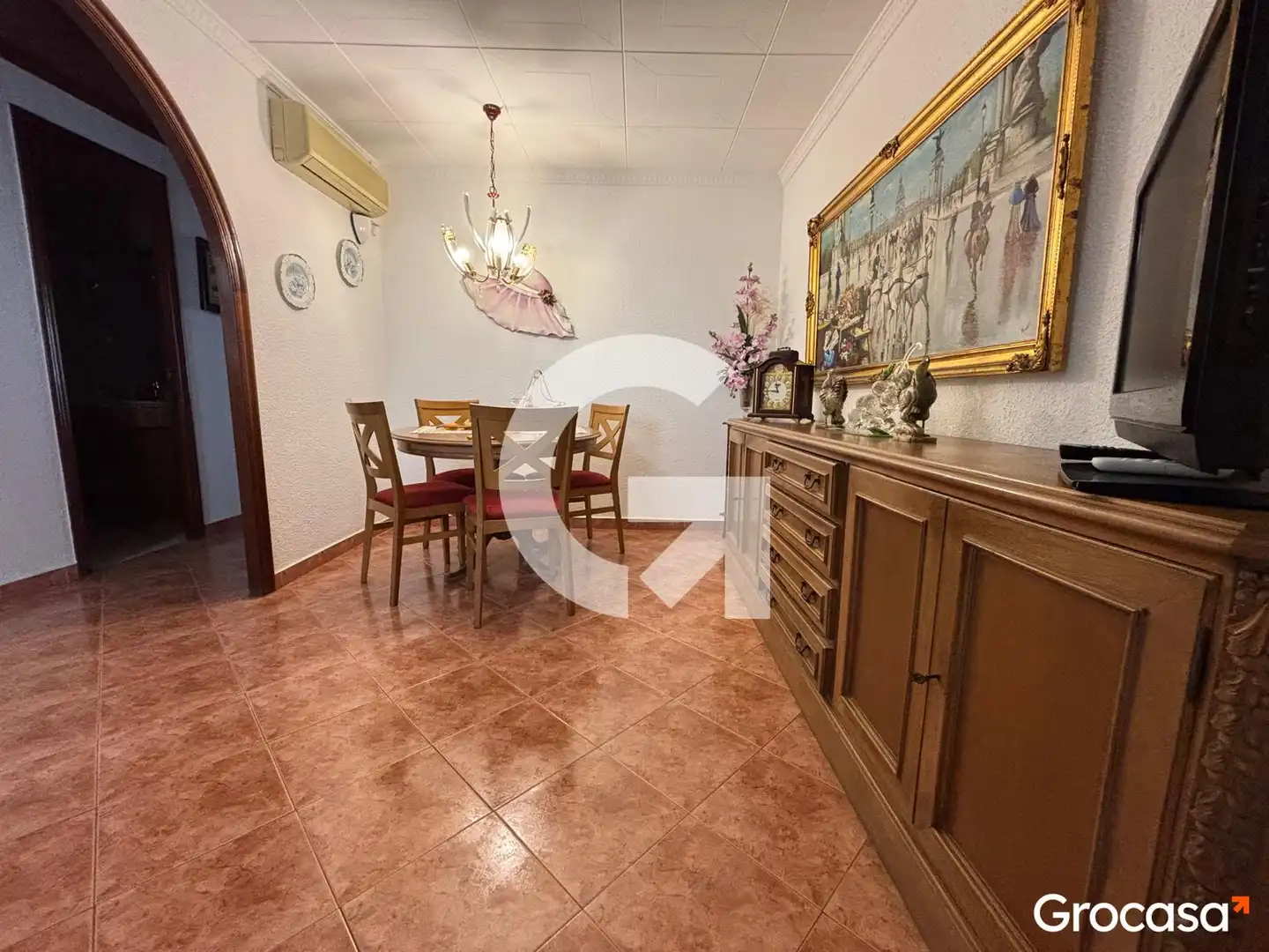 Dining room of Houses for sale in L'Hospitalet de Llobregat  with Air Conditioner, Terrace and Storage room