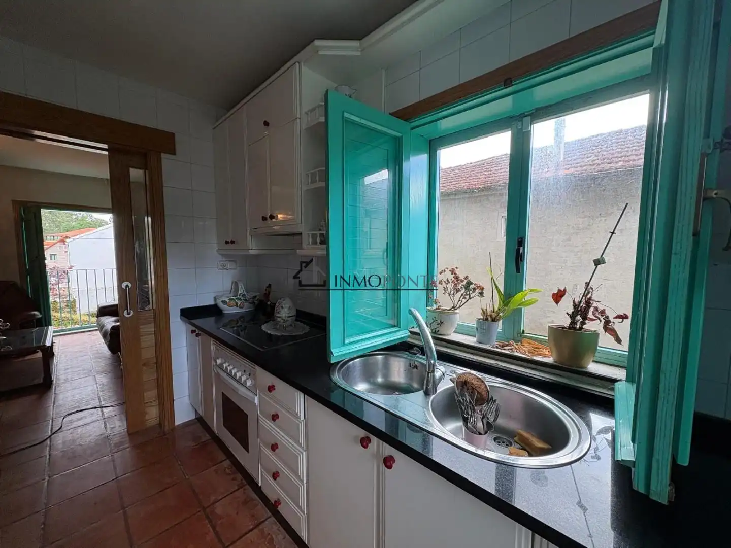 Cocina de Casa o chalet de alquiler en Pontevedra Capital  con Calefacción, Jardín privado y Amueblado
