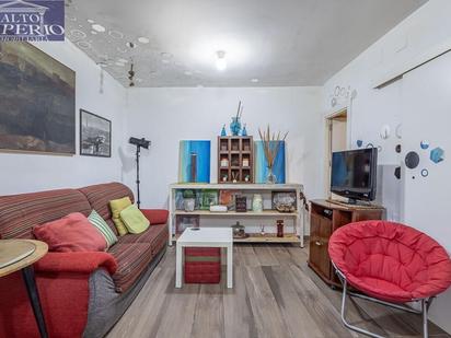 Sala d'estar de Pis en venda en  Granada Capital