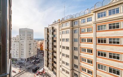 Exterior view of Flat for sale in  Madrid Capital  with Air Conditioner, Heating and Parquet flooring