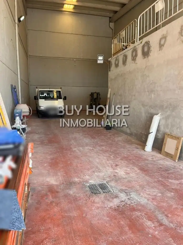 Nave industrielle à vendre à Estación - Cruz Roja, imagen 4